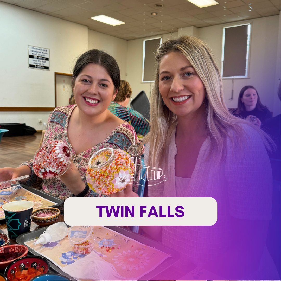 Mosaic Classes in Twin Falls